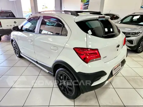 ONIX HATCH ACTIV 1.4 8V Flex 5P Aut.