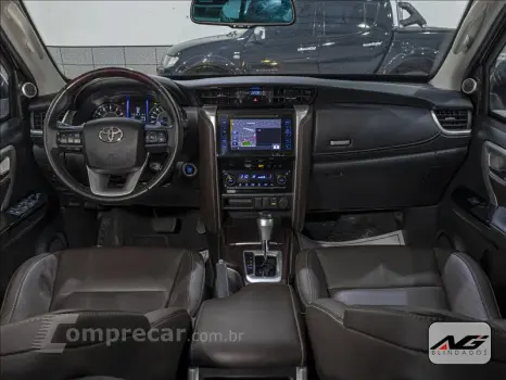 HILUX SW4 2.7 SRV 7 Lugares 4X2 16V