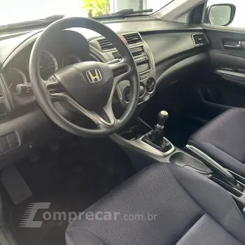 CITY Sedan DX 1.5 Flex 16V Mec.