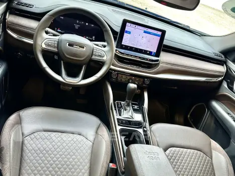 COMMANDER 1.3 T270 TURBO FLEX OVERLAND AT6