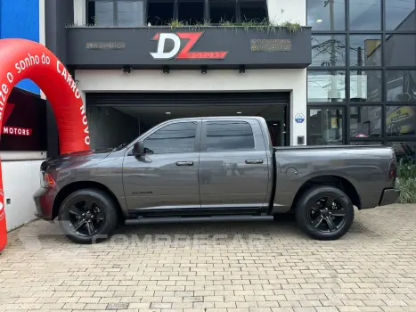 1500 5.7 V8 Limited Night Edition CD 4X4