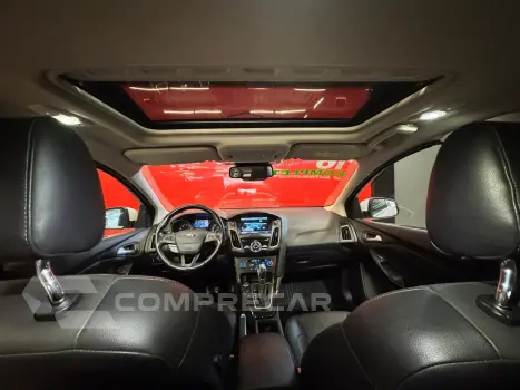 Focus 2.0 Titanium 16V Flex 4P Powershift
