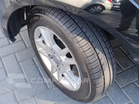 FIESTA 1.6 MPI Class Sedan 8V