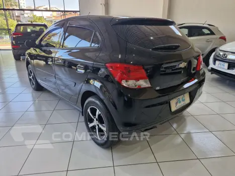 Onix Hatch 1.0 12V 4P FLEX LT