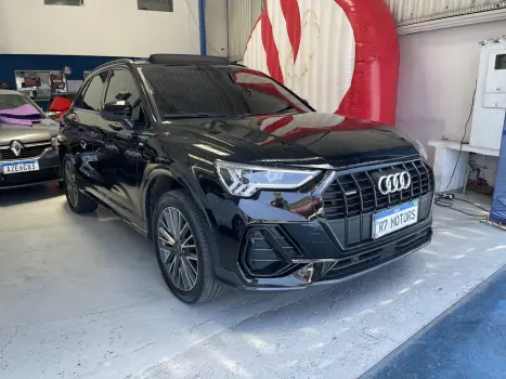 Q3 2.0 40 TFSI GASOLINA PERFORMANCE BLACK QUATTRO TIPTRONIC