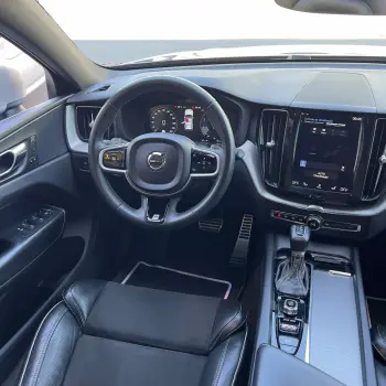 XC 60 T-5 R-DESIGN 2.0 AWD 5p