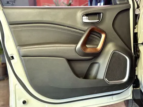 TORO 2.0 16V TURBO DIESEL VOLCANO 4WD AT9