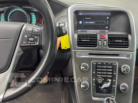XC60 2.0 T5 DYNAMIC FWD TURBO GASOLINA 4P AUTOMÁTICO