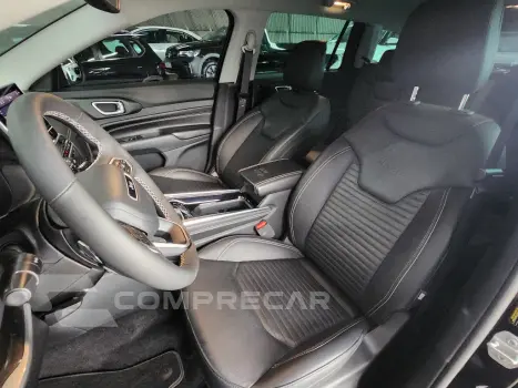 COMMANDER 1.3 T270 TURBO FLEX LONGITUDE AT6