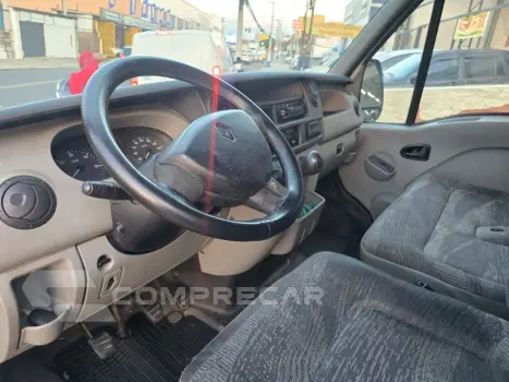 Master 2.5 dCi FurgãoTB Curto Diesel