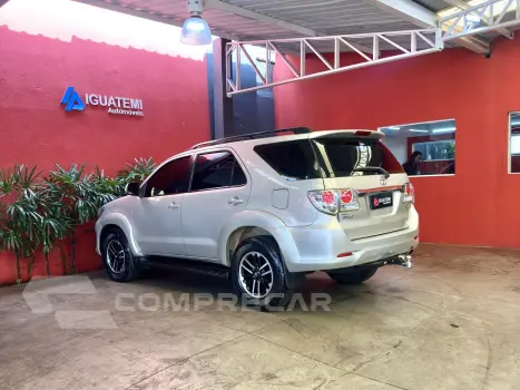 HILUX SW4 3.0 SRV 4X4 16V TURBO INTERCOOLER DIESEL 4P AUTOMÁ