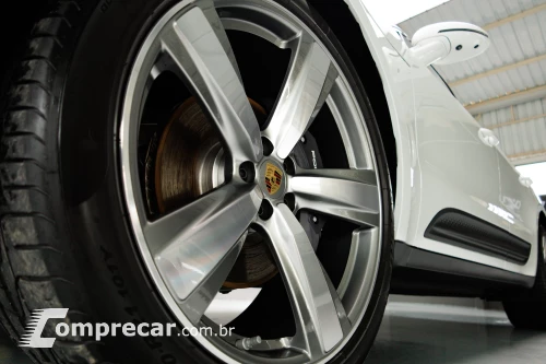 MACAN 2.0 Turbo