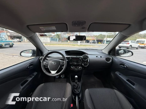 ETIOS 1.5 XS Sedan 16V