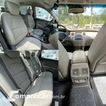 AZERA 3.3 MPFI GLS Sedan V6 24V