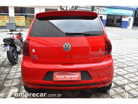 Volkswagen FOX - 1.6 MI ROCK IN RIO 8V 4P MANUAL 4 portas