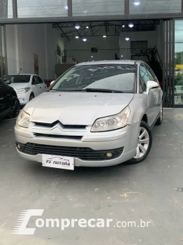 CITROEN C4 2.0 Exclusive 16V 4 portas
