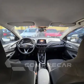 ONIX SEDAN Plus LT 1.0 12V Flex 4p Mec.