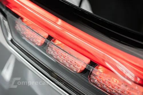 COMMANDER 1.3 T270 Turbo Limited