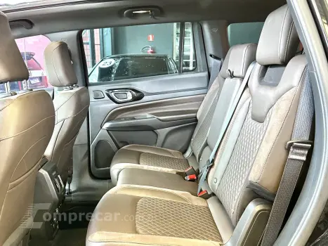 COMMANDER 1.3 T270 TURBO FLEX OVERLAND AT6