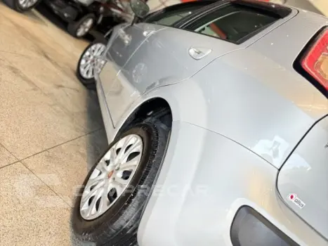 PUNTO - 1.4 ATTRACTIVE 8V 4P MANUAL