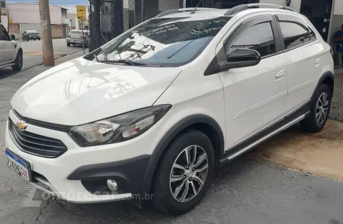 CHEVROLET ONIX 1.4 MPFI Activ 8V 4 portas