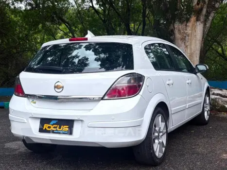 VECTRA HATCH 4P GT-X