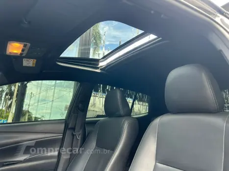 YARIS XLS Connect 1.5 Flex 16V 5p Aut.