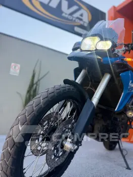 F 800 GS Triple Black/trophy