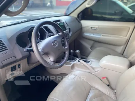 HILUX SW4 3.0 4X4 8V Turbo