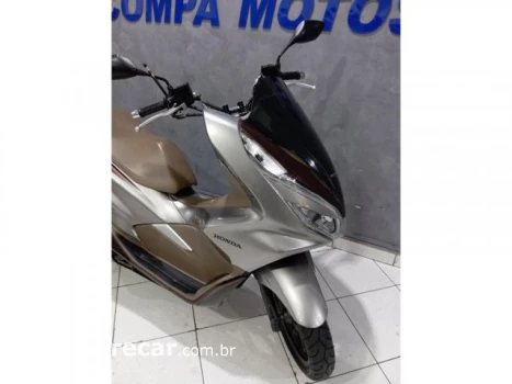 PCX 150 - Scooter