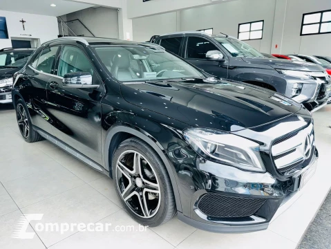 Mercedes-Benz GLA 250 2.0 16V Turbo Sport 4matic 4 portas