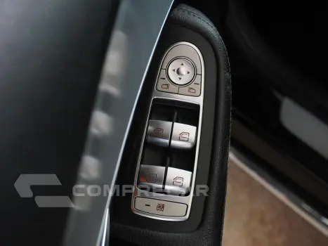 C 180 1.6 CGI AVANTGARDE 16V TURBO GASOLINA 4P AUTOMÁTICO