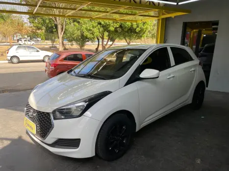 HB 20 Hatch 1.0 12V 4P FLEX UNIQUE