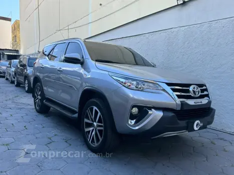 HILUX SW4 2.7 SRV 7 LUGARES 4X2 16V FLEX 4P AUTOMÁTICO
