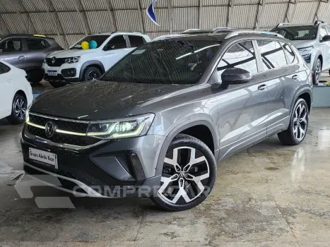Volkswagen TAOS 1.4 250 TSI TOTAL FLEX HIGHLINE AUTOMÁTICO 4 portas