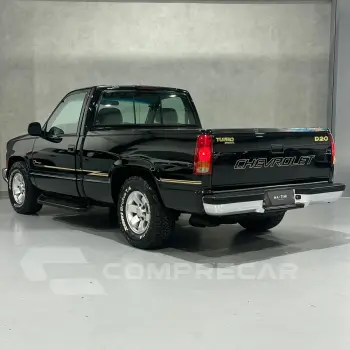 Silverado DLX 4.2 Diesel