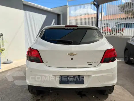 ONIX HATCH LTZ 1.4 8V FlexPower 5p Mec.