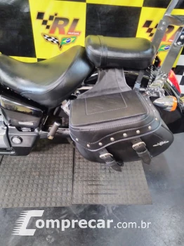 Shadow 750