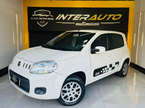 Fiat UNO 1.0 EVO Vivace 8V 4 portas
