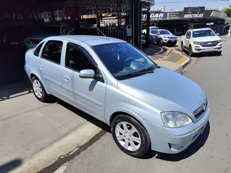 CORSA 1.4 MPFI Premium Sedan 8V
