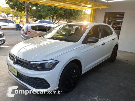 Volkswagen Polo Hatch 1.0 4P MPI TRACK 4 portas