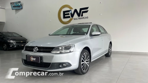 Volkswagen JETTA Highline 2.0 TSI 16V 4p Tiptronic 4 portas