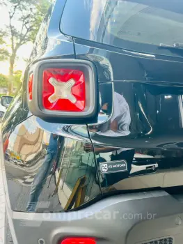 Renegade Longitude 1.8 4x2 Flex 16V Aut.