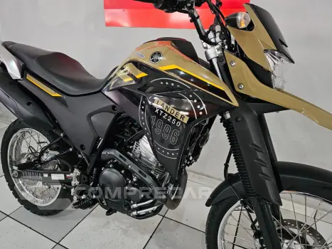 XTZ 250 LANDER