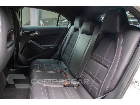 A 200 1.6 TURBO URBAN 16V GASOLINA 4P AUTOMÁTICO