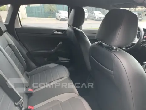 Nivus 1.0 4P FLEX 200 TSI HIGHLINE TURBO AUTOMÁTICO
