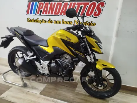 HONDA CB 300 F TWISTER