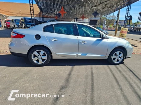 Fluence 2.0 Dynamique 16V Flex 4P Manual