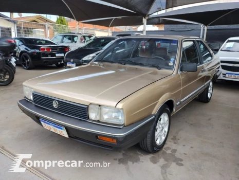 Volkswagen SANTANA 2.0 GLS 8V 2 portas