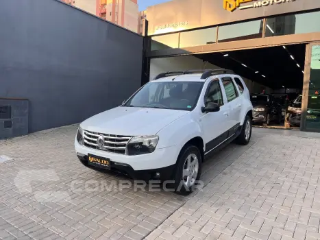 Renault DUSTER Expression 1.6 Hi-Flex 16V Mec. 4 portas